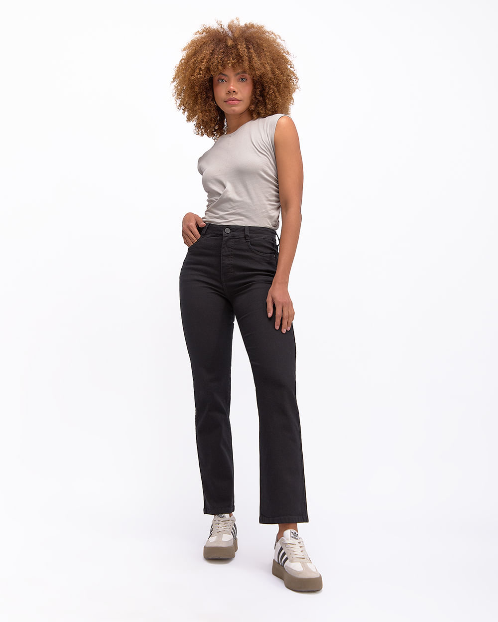 Jean-Mujer-Rosa-Negro-28