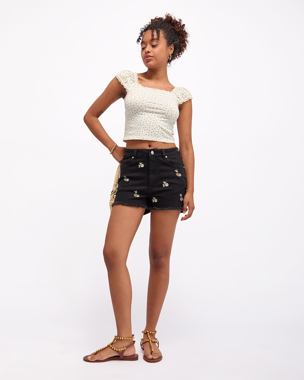 Short-Mujer-Anahi-Negro-28