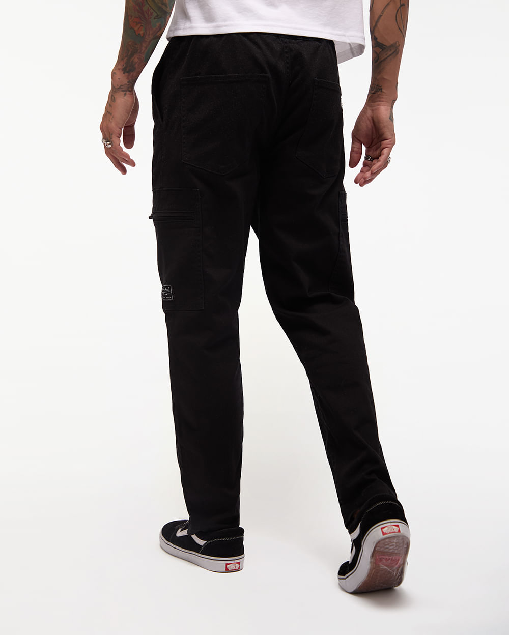 Jogger-Hombre-Loki-Negro-30