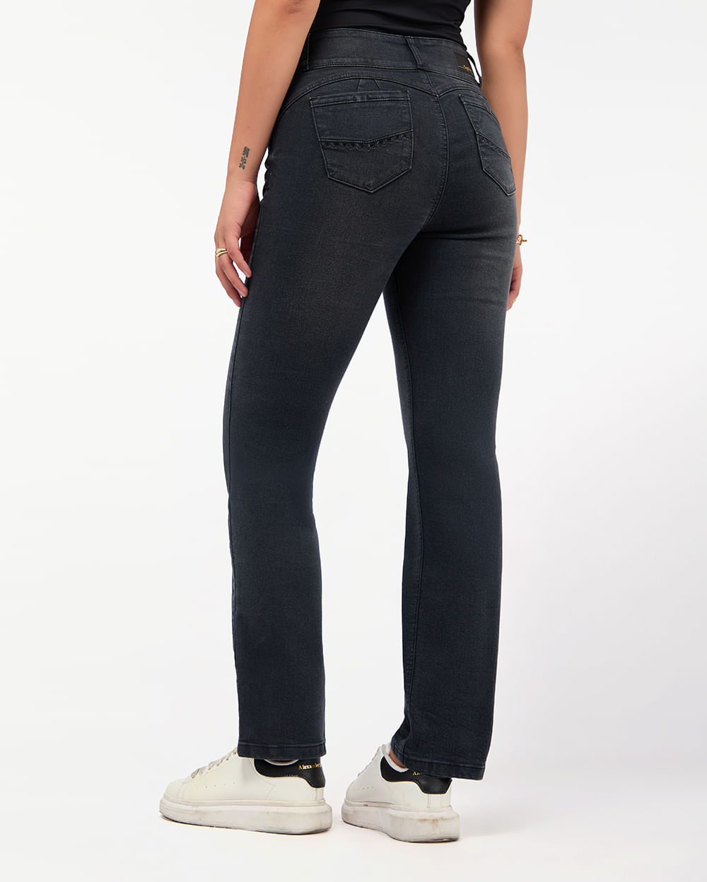 Jean-Mujer-Conie-Stone-Negro-28
