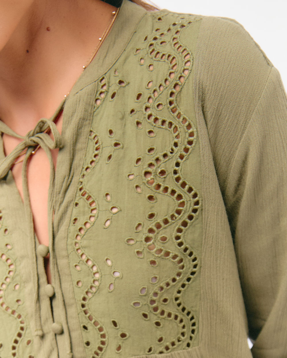 Blusa-Mujer-Blanca-Verde-Olivo-S