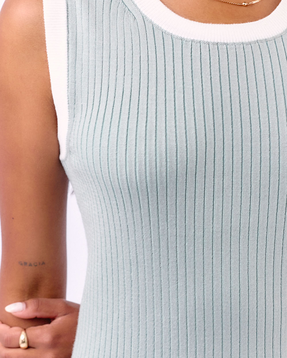 Polo-Mujer-Giselle-Verde-Empolvado-S