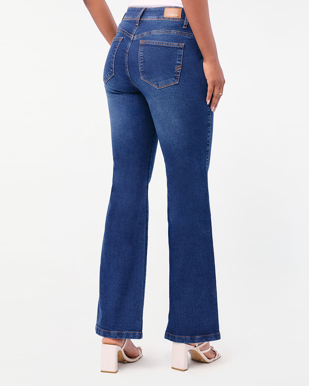 Jean-Mujer-Yeral-Total-Stone-28