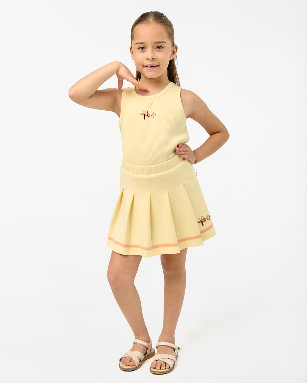 Short-Niña-Emilia-Amarillo-Pastel-06