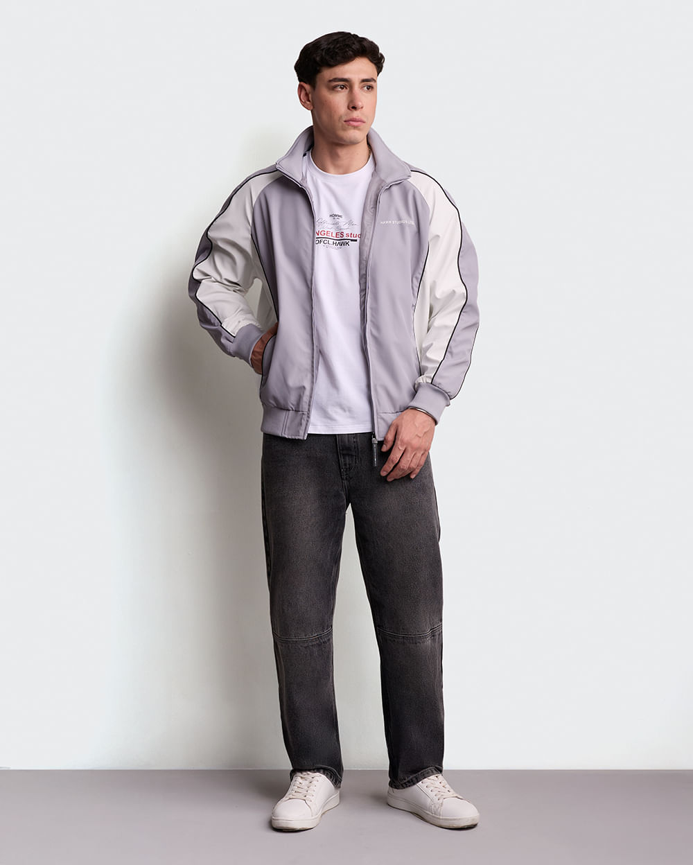 Casaca-Hombre-Ronaldo-Gris-Claro-M