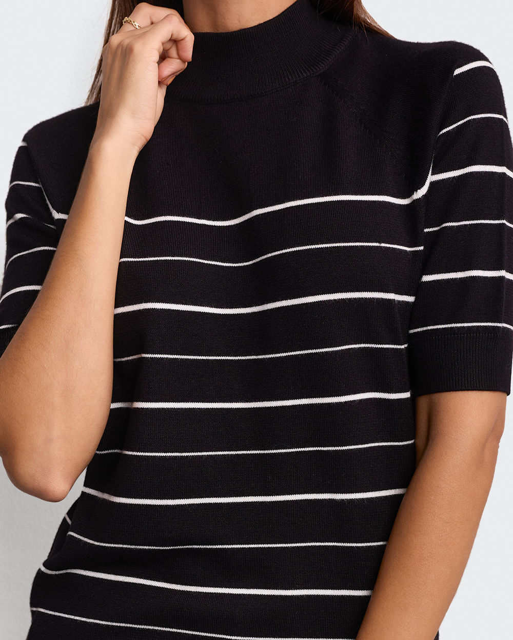 Chompa-Mujer-Valentina-Lis3-Negro-S