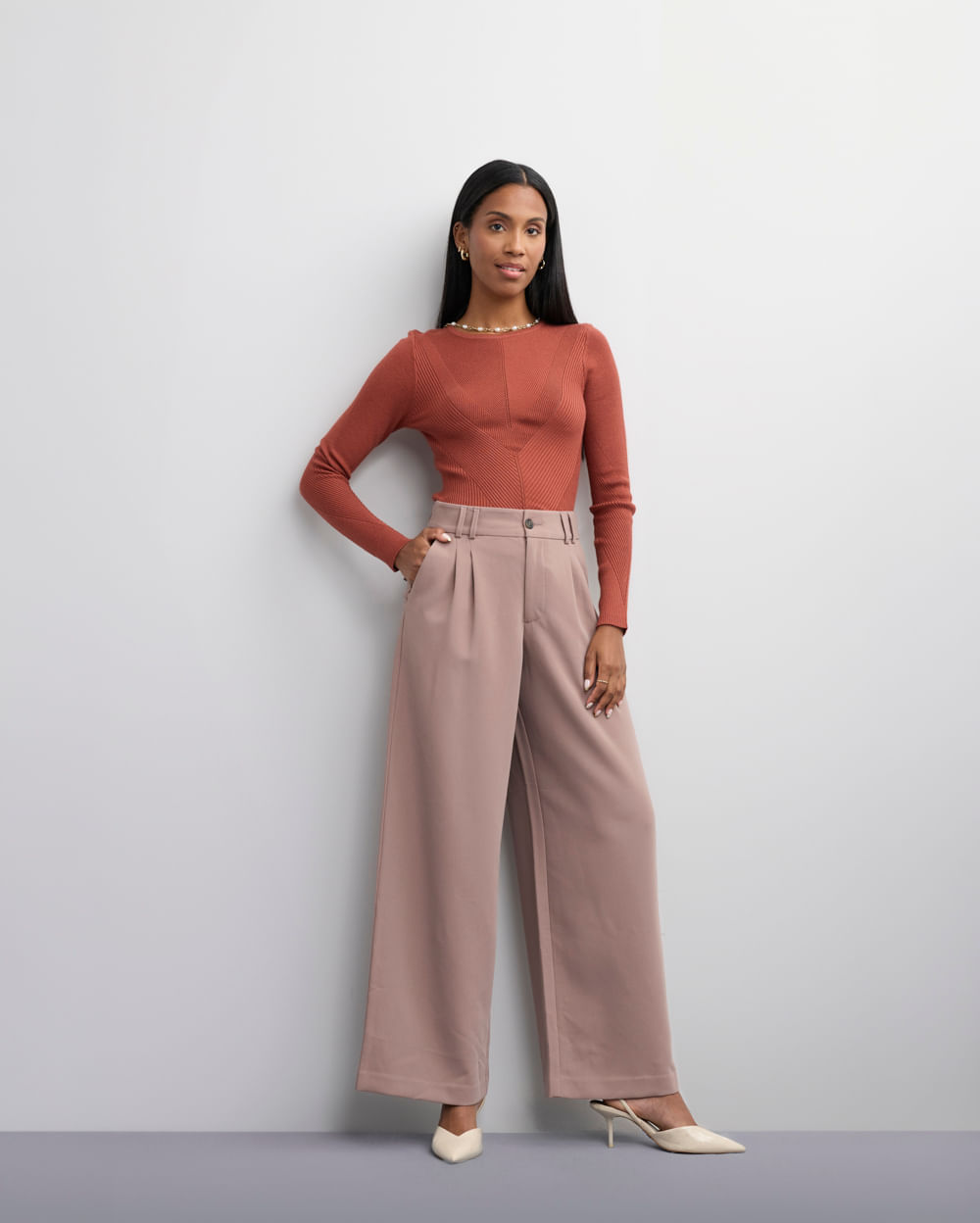 Pantalon-Mujer-Alexandra-Beige-Arena-28